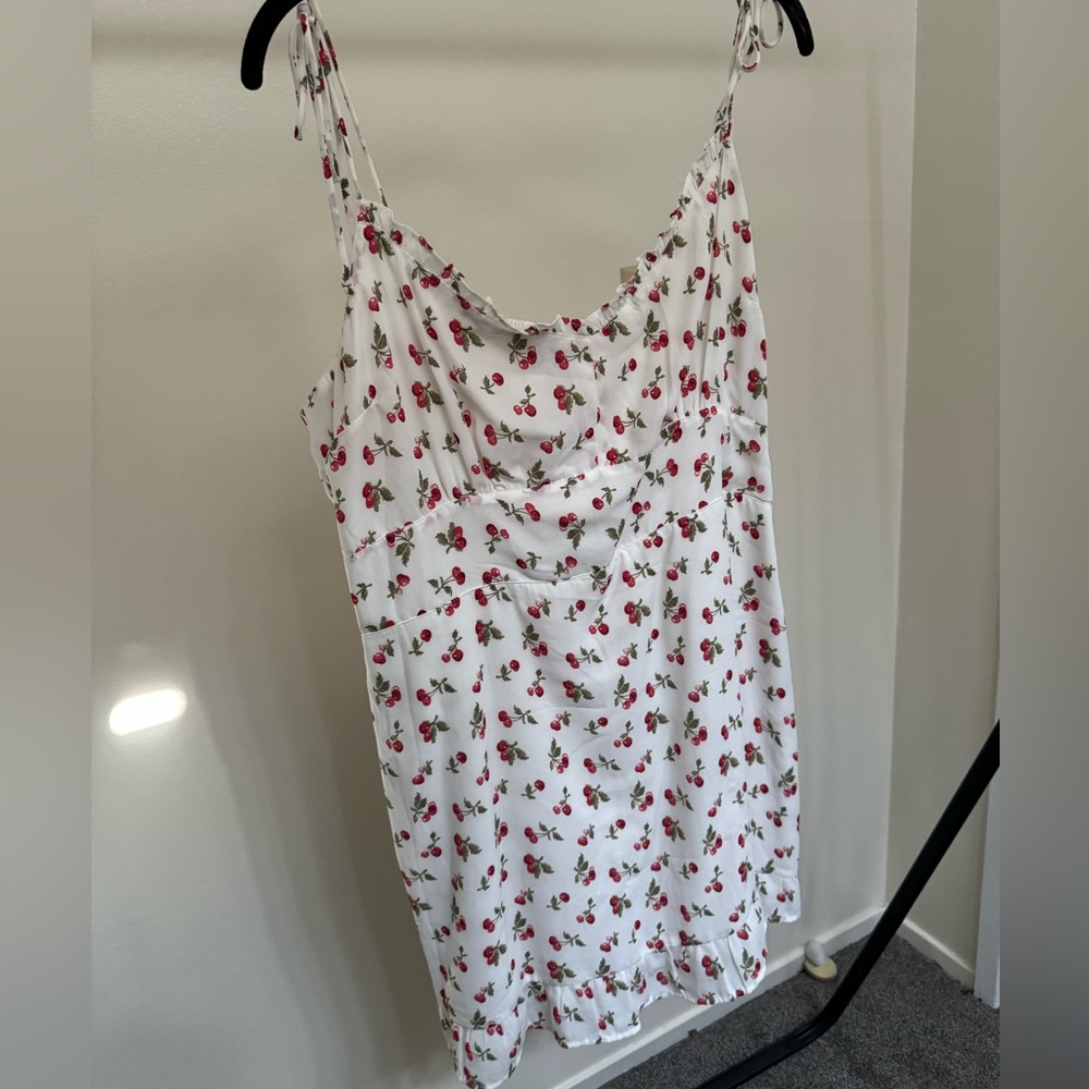 Abercrombie cherry print dress NWOT